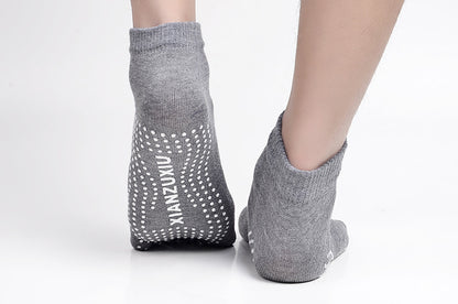 Men Pilates Socks Wholesale  Cotton Breathable Non-Slip Massage Yoga Socks Cotton YOGA Sports Five-finger Socks 5 toe socks