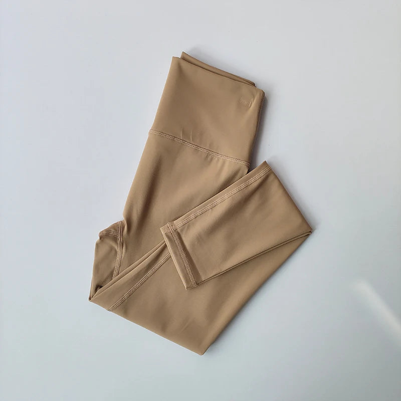 Yoga Suit for Women High-end Sexy Fashionable Slimming Hip Lifting Sports Fitness Bras and Leggings Tank Top Breathable Set